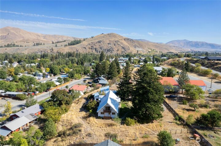 Property Photo:  450 W 2 Nd Avenue  WA 98856 