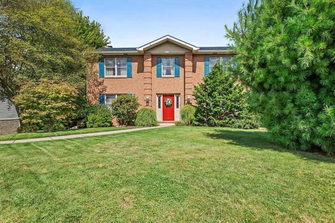 Property Photo:  119 Matthews Drive  PA 15009 