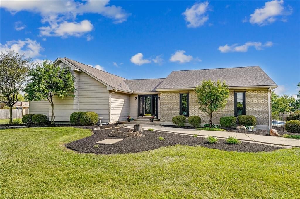 Property Photo: 4405 Millikin Road OH 45011