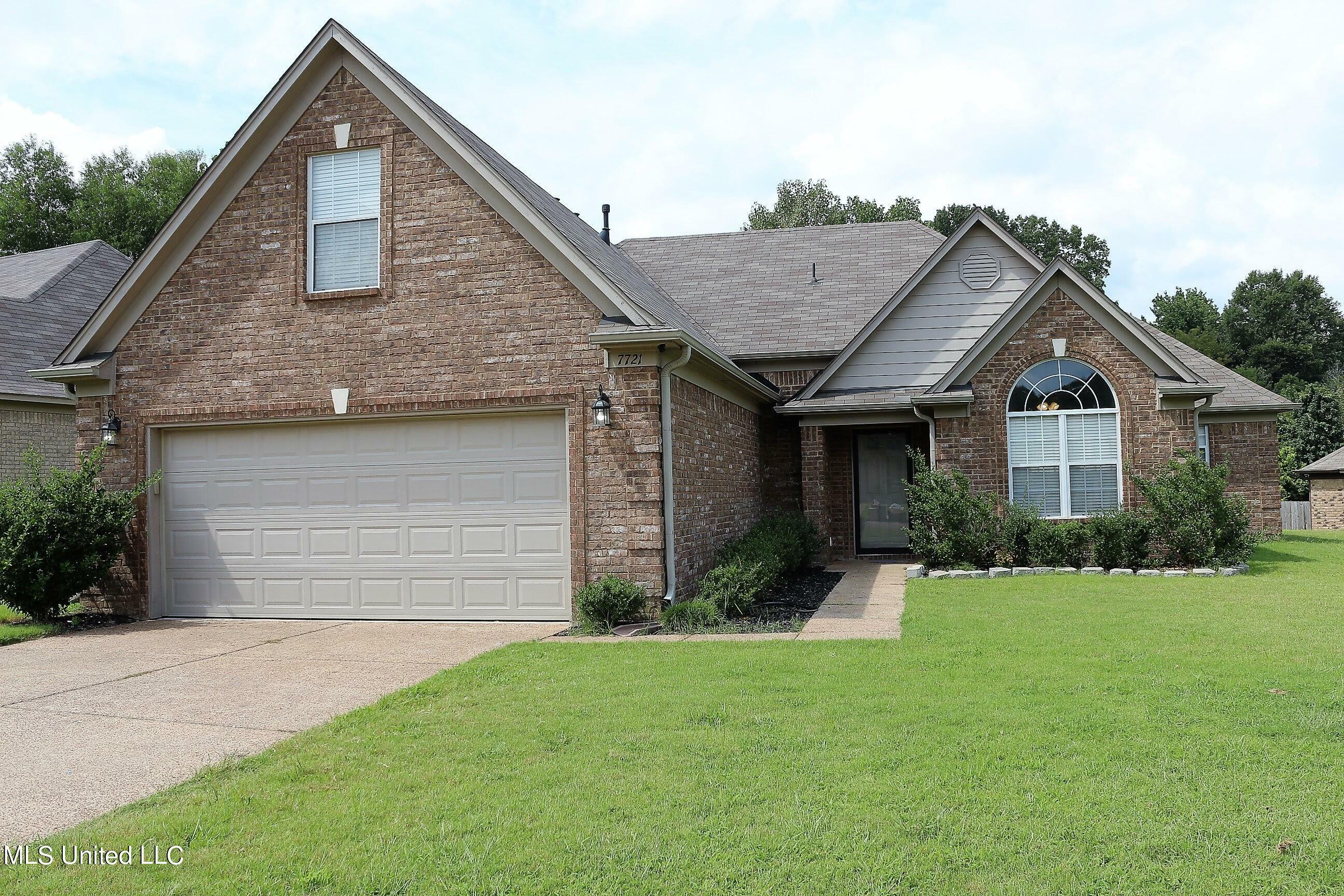 Property Photo:  7721 Morningside Cove  MS 38680 