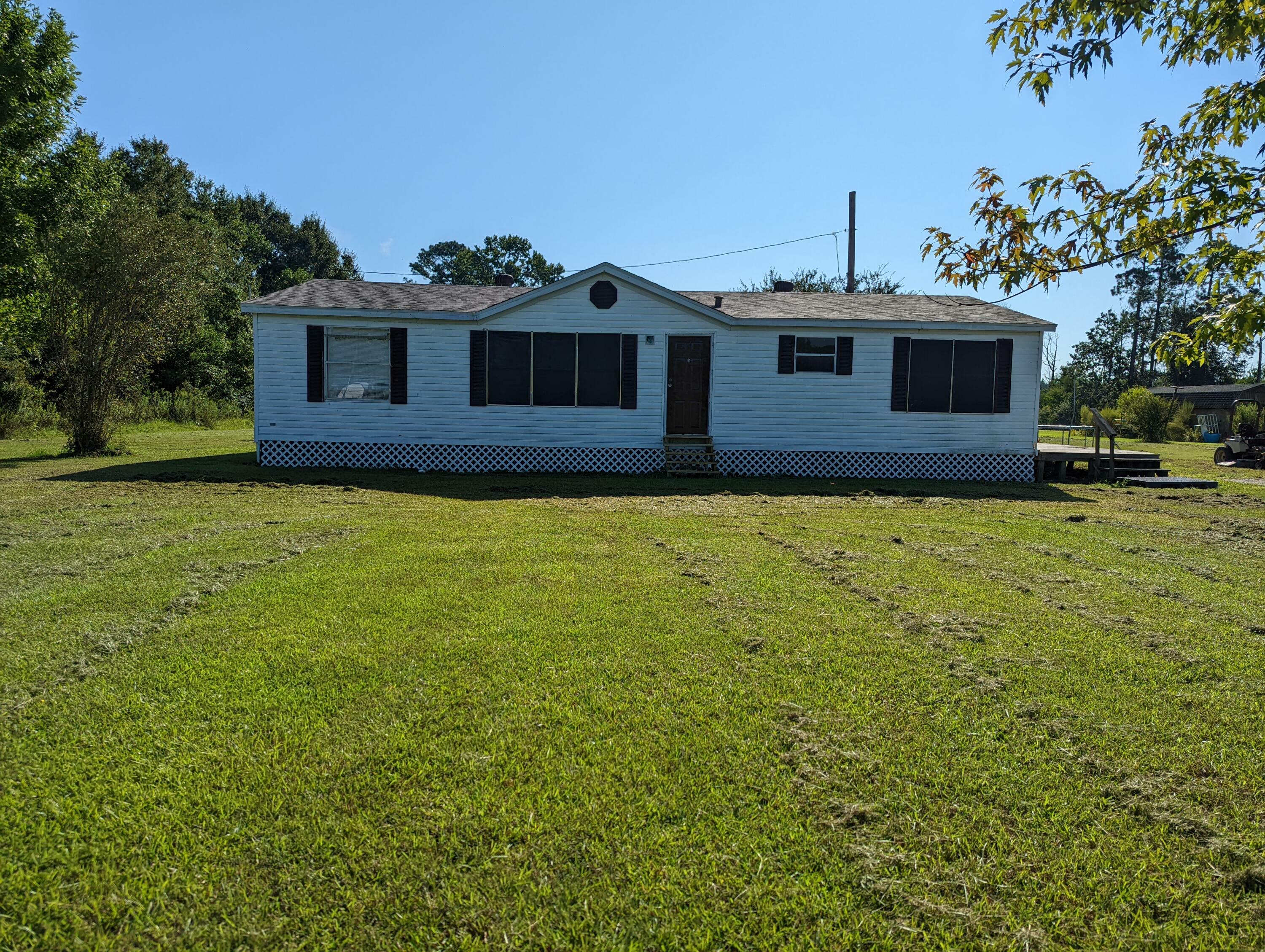 Property Photo:  245 Kayla Dr  LA 70634 