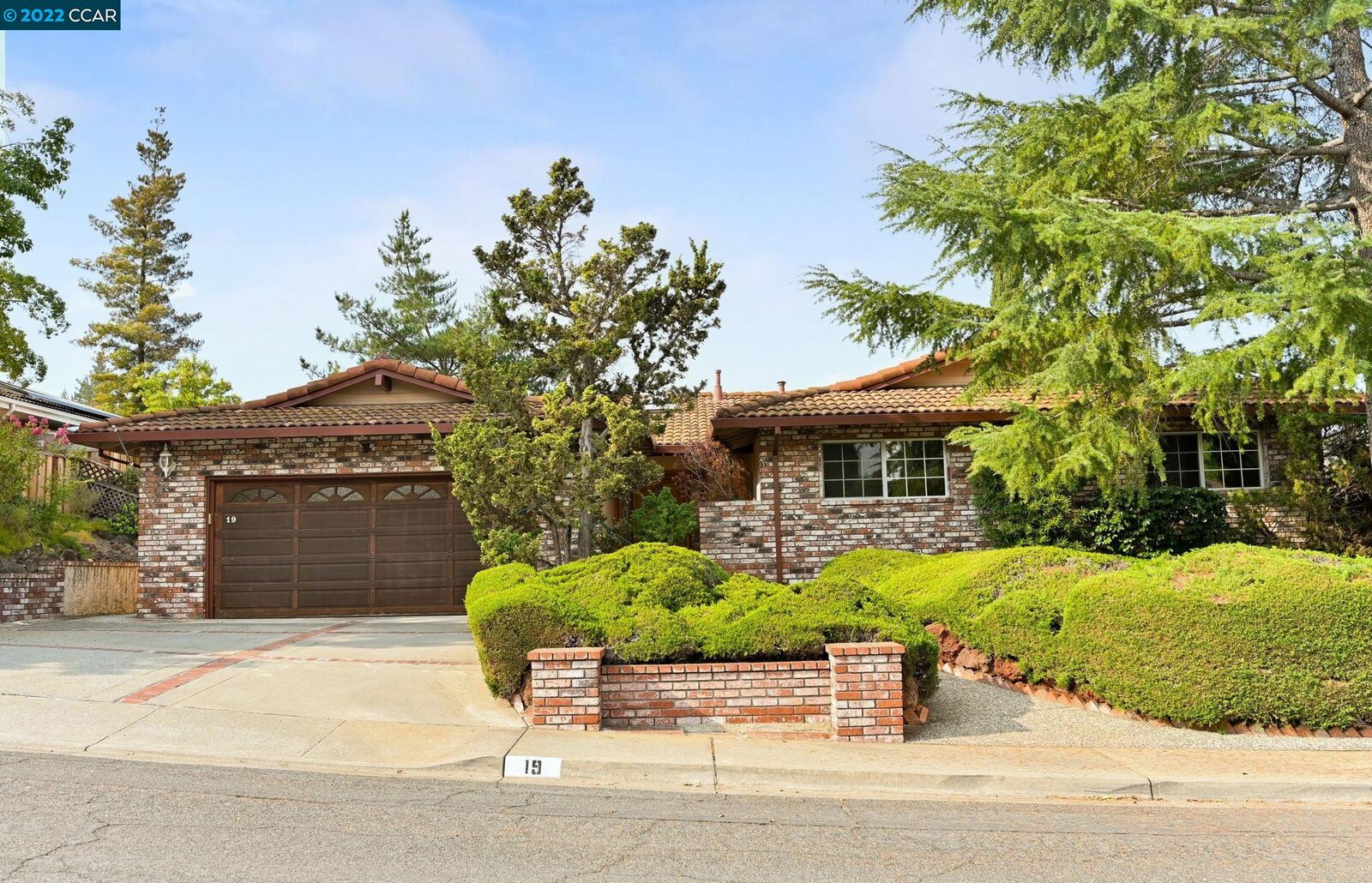 Property Photo: 19 Blue Gum Ct CA 94523