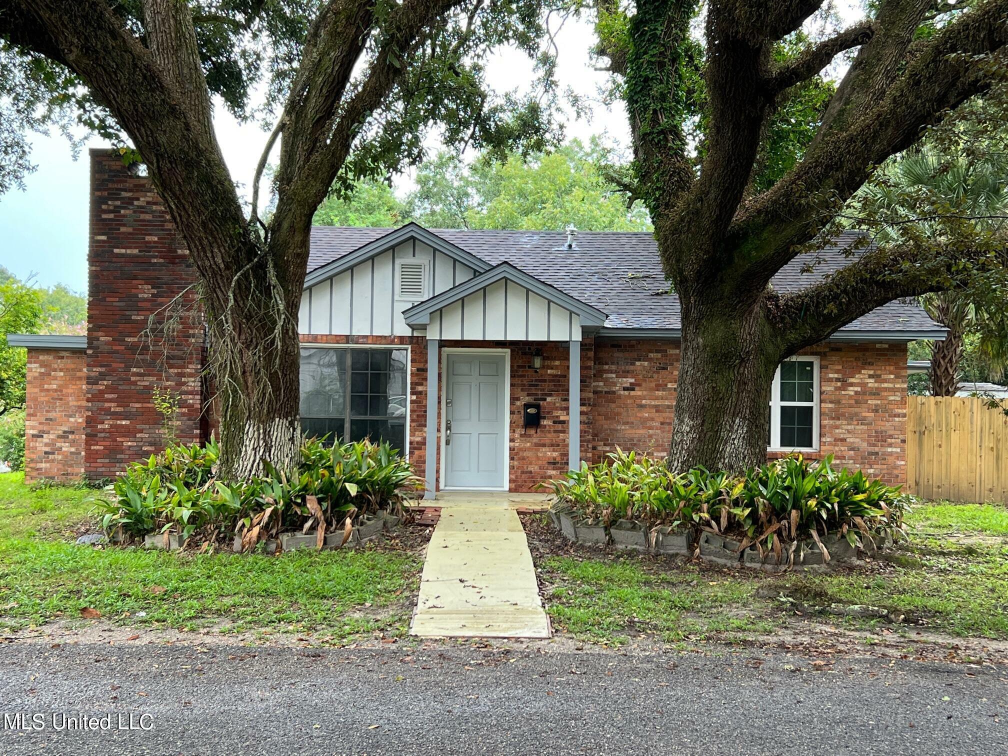 Property Photo:  1003 Cecille Street  MS 39501 