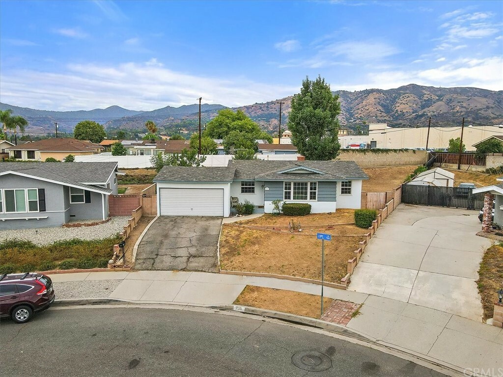 Property Photo:  718 S Lope Lane  CA 91740 