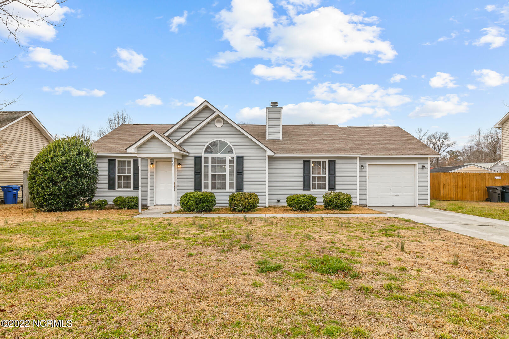 Property Photo:  152 Settlers Circle  NC 28546 