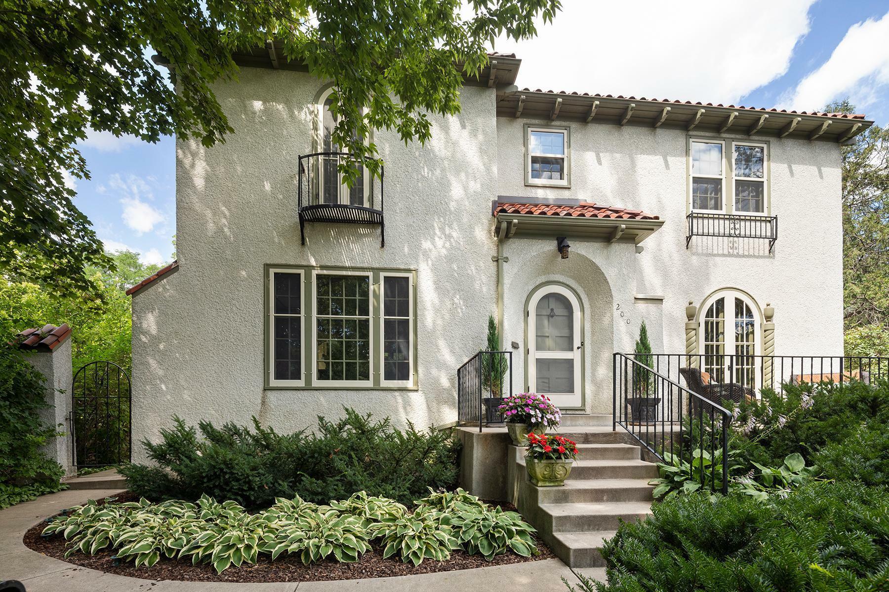 Property Photo: 200 W Minnehaha Parkway MN 55419
