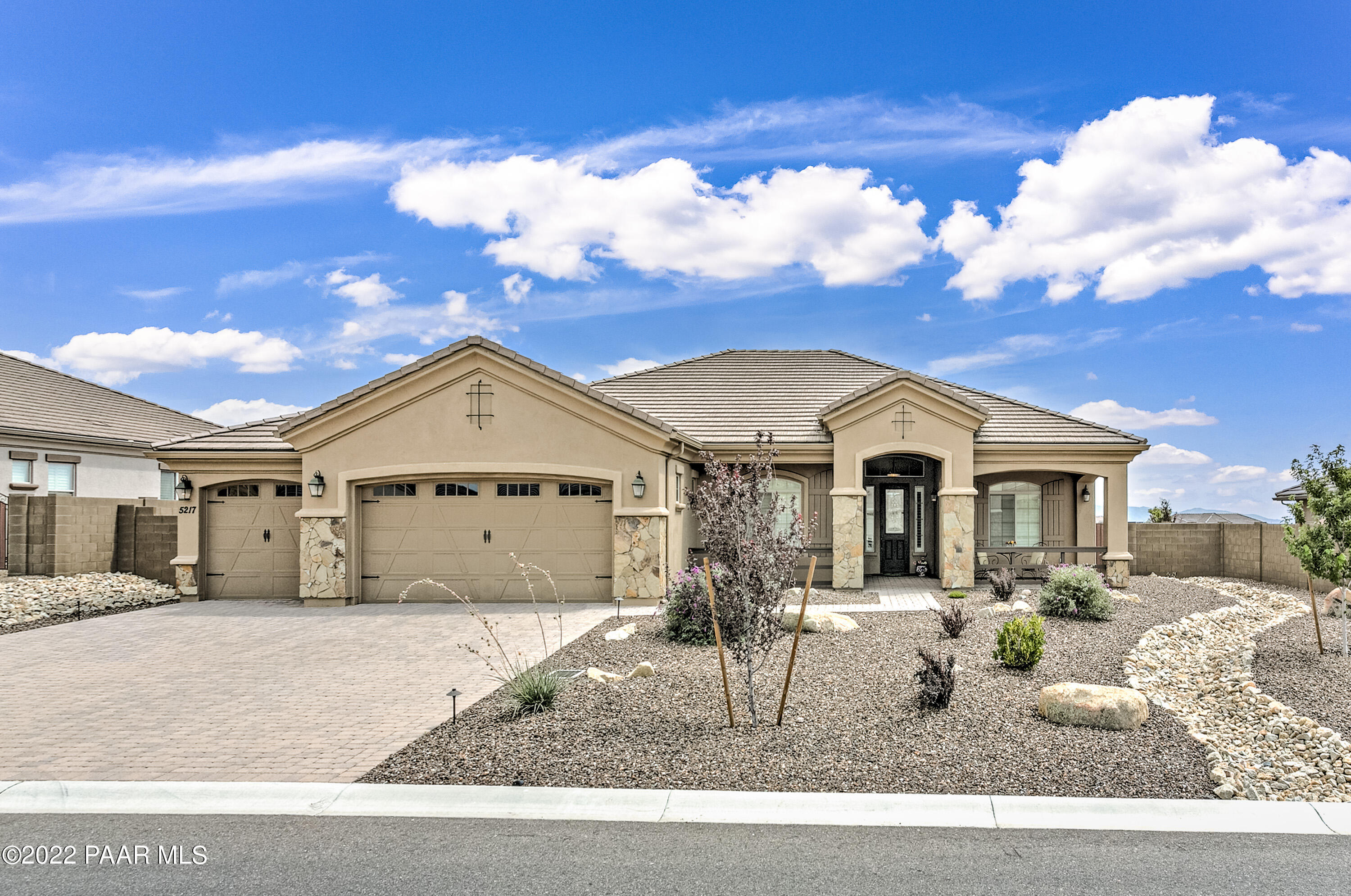 Property Photo: 5217 Sweeping Granite Way AZ 86301