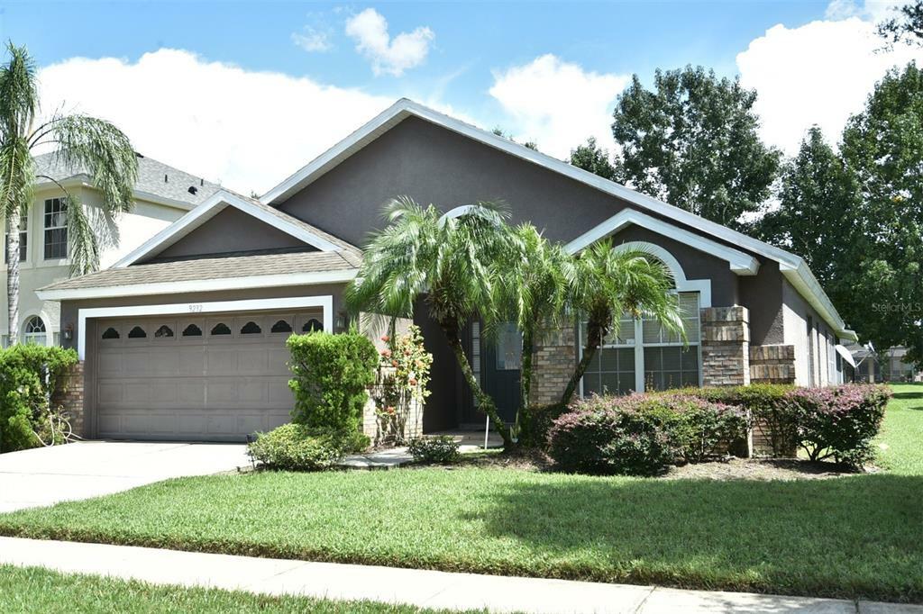 Property Photo:  9232 Pecky Cypress Way  FL 32836 