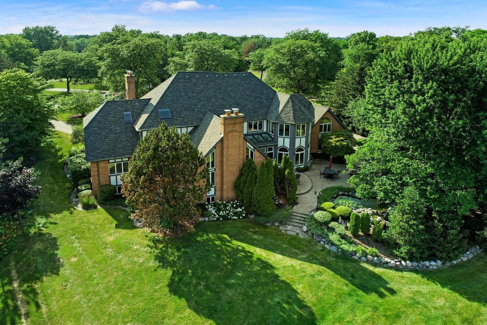 Property Photo: 9 Corey Drive IL 60010