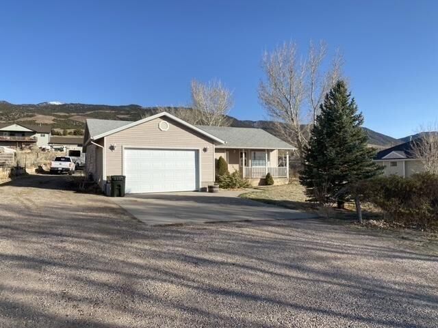 Property Photo: 4370 N Pioneer Dr UT 84721