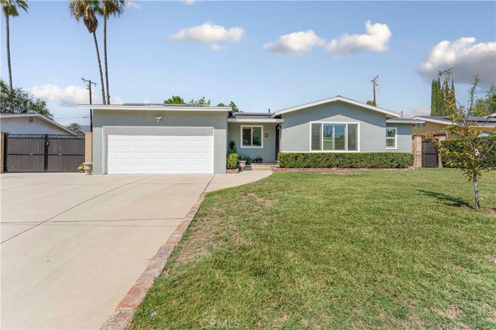 Property Photo: 1033 E Lemon Avenue CA 91741
