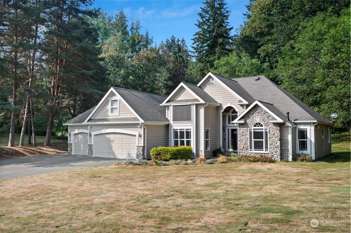 Property Photo:  22411  123rd Place SE  WA 98272 