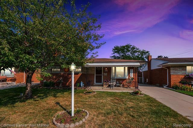 Property Photo: 31332 Northwood MI 48026
