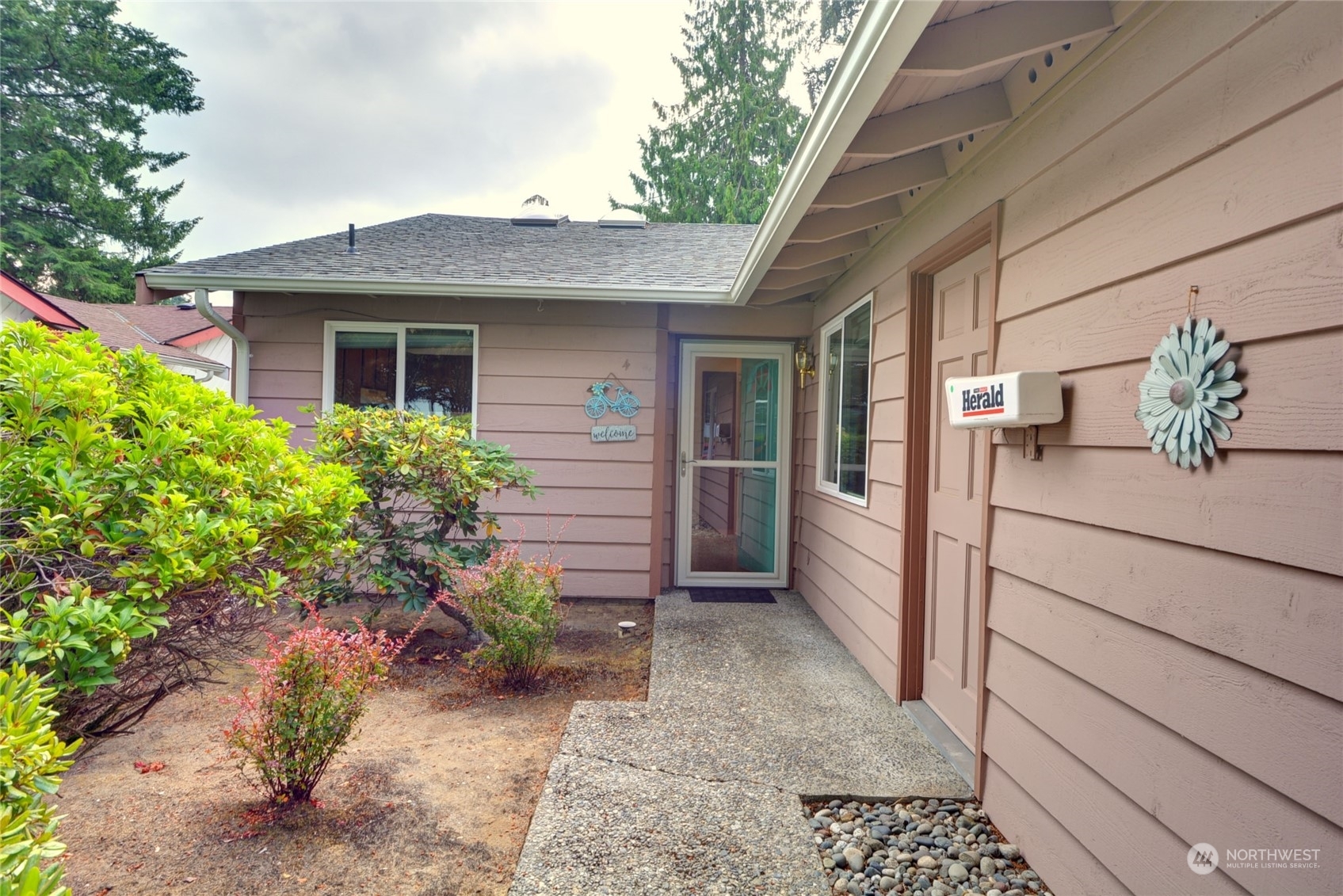 Property Photo:  8405 55th Avenue NE 4  WA 98270 