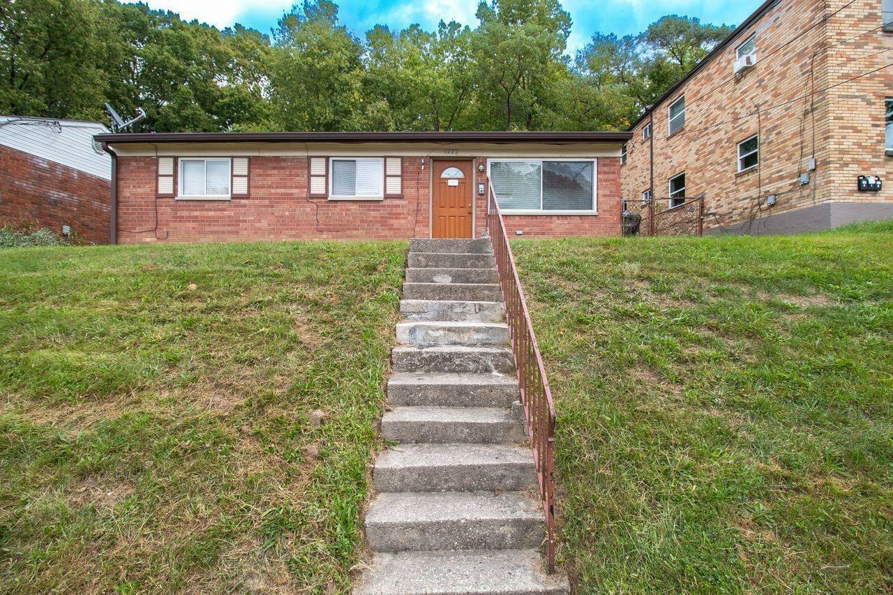 Property Photo: 1222 Purcell Ave OH 45205