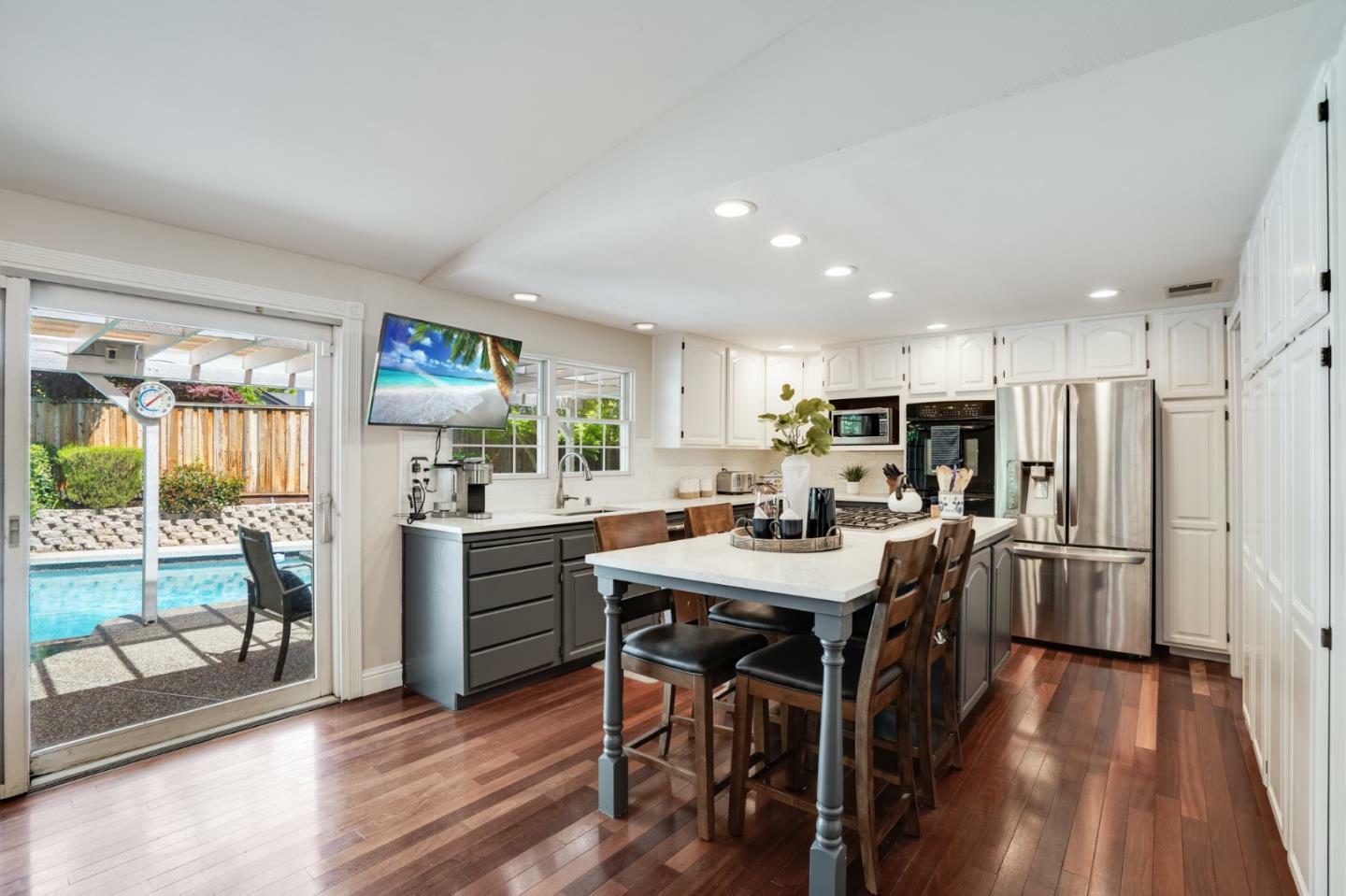 Property Photo: 6225 Balderstone Drive CA 95120