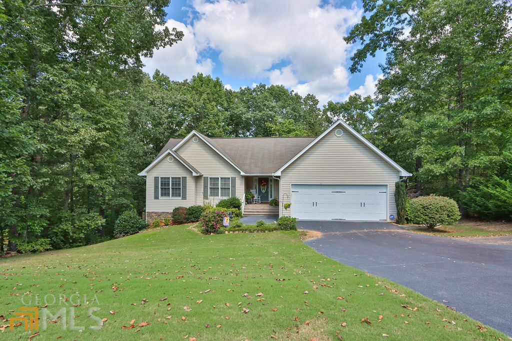 Property Photo:  106 Brookwoods Lane  GA 30533 