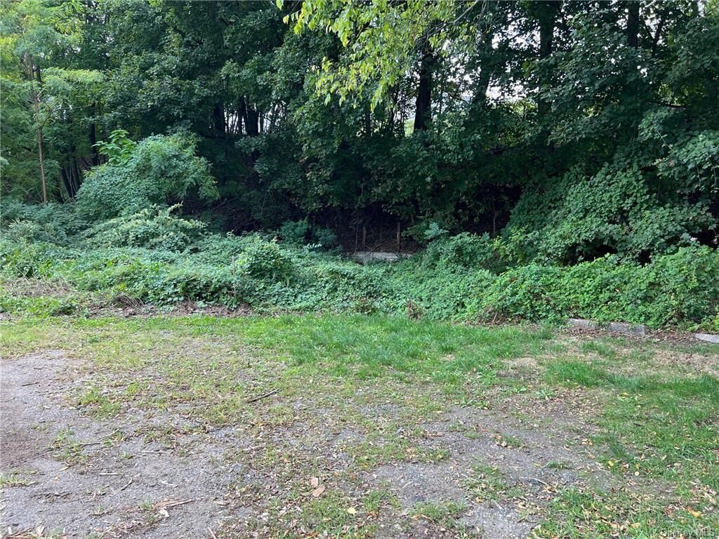 Property Photo:  41 Beach Road  NY 10980 