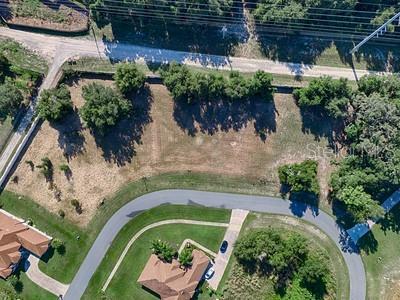 Property Photo:  817 Oaks Shores Road  FL 34748 