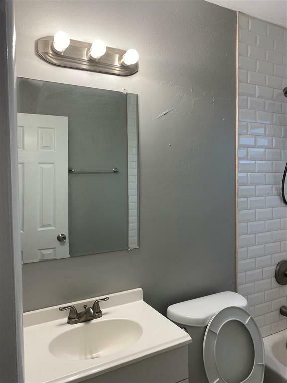 Property Photo: 412 W Frances Avenue 1 FL 33602