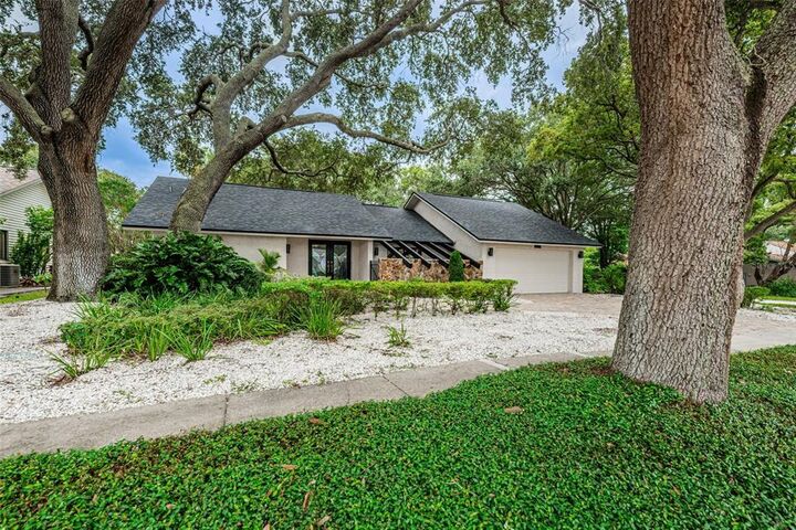 Property Photo:  2783 Valencia Lane W  FL 34684 