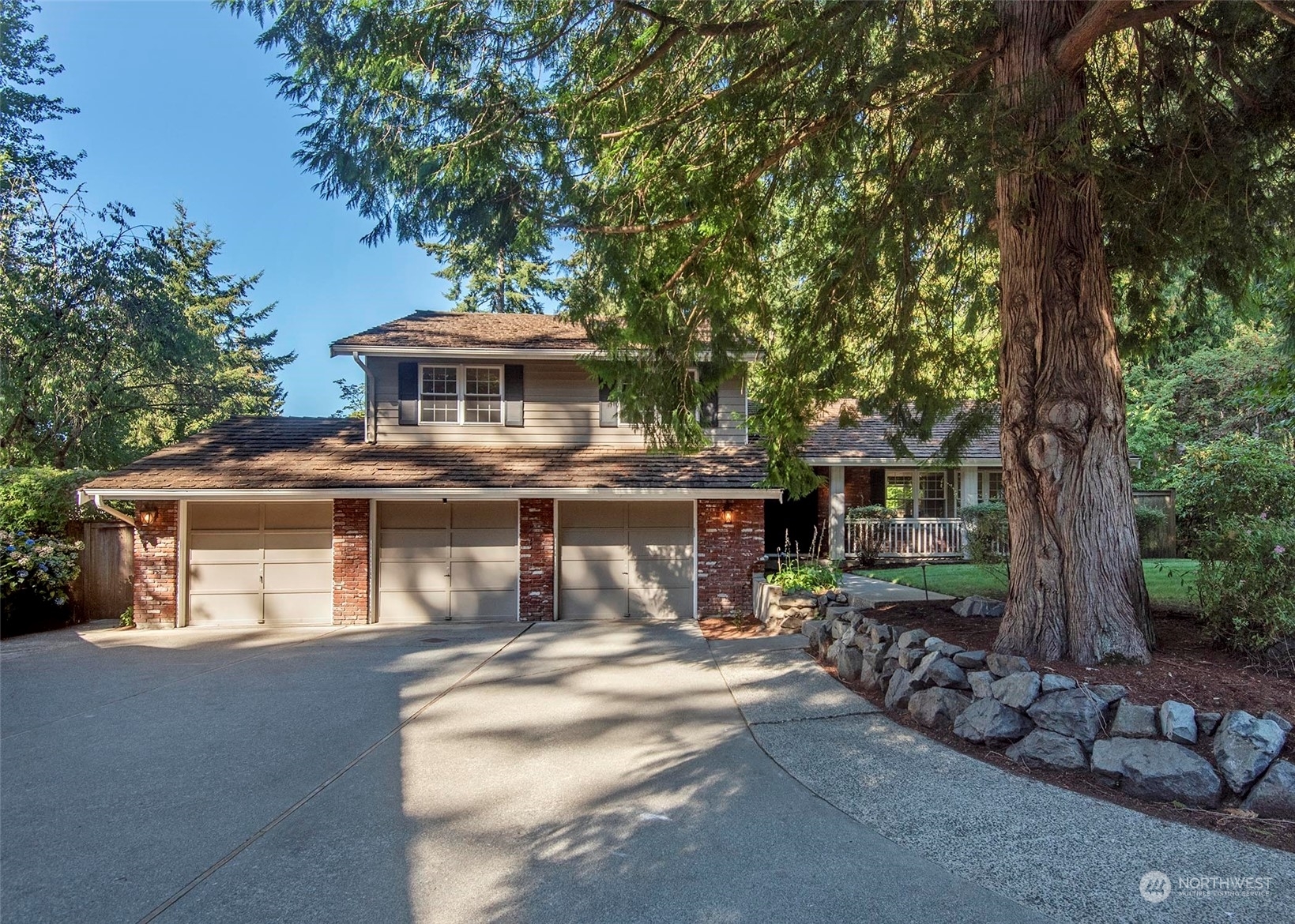 Property Photo:  15614 25th Court SE  WA 98012 