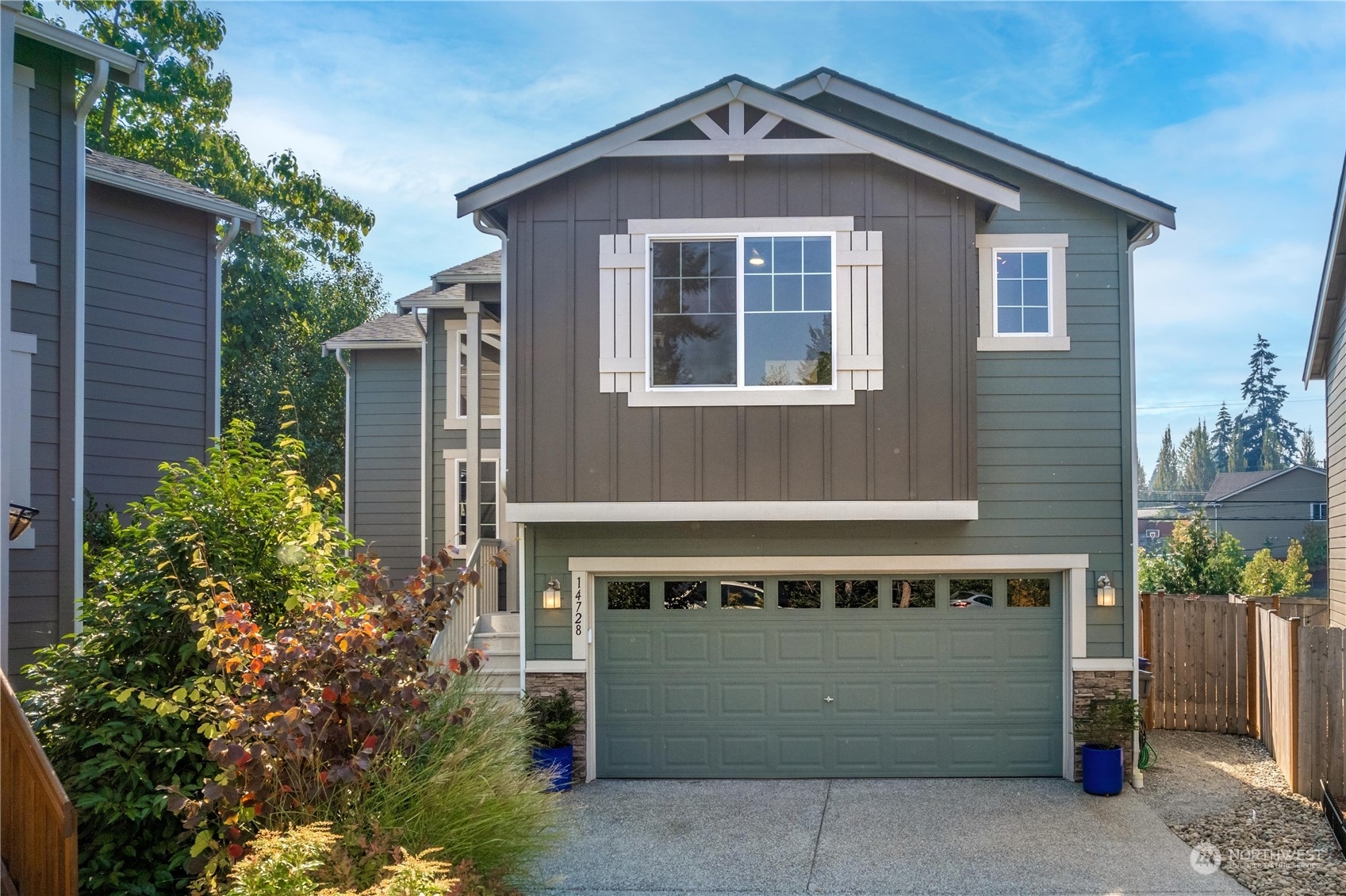 Property Photo: 14728 21st Place W WA 98087