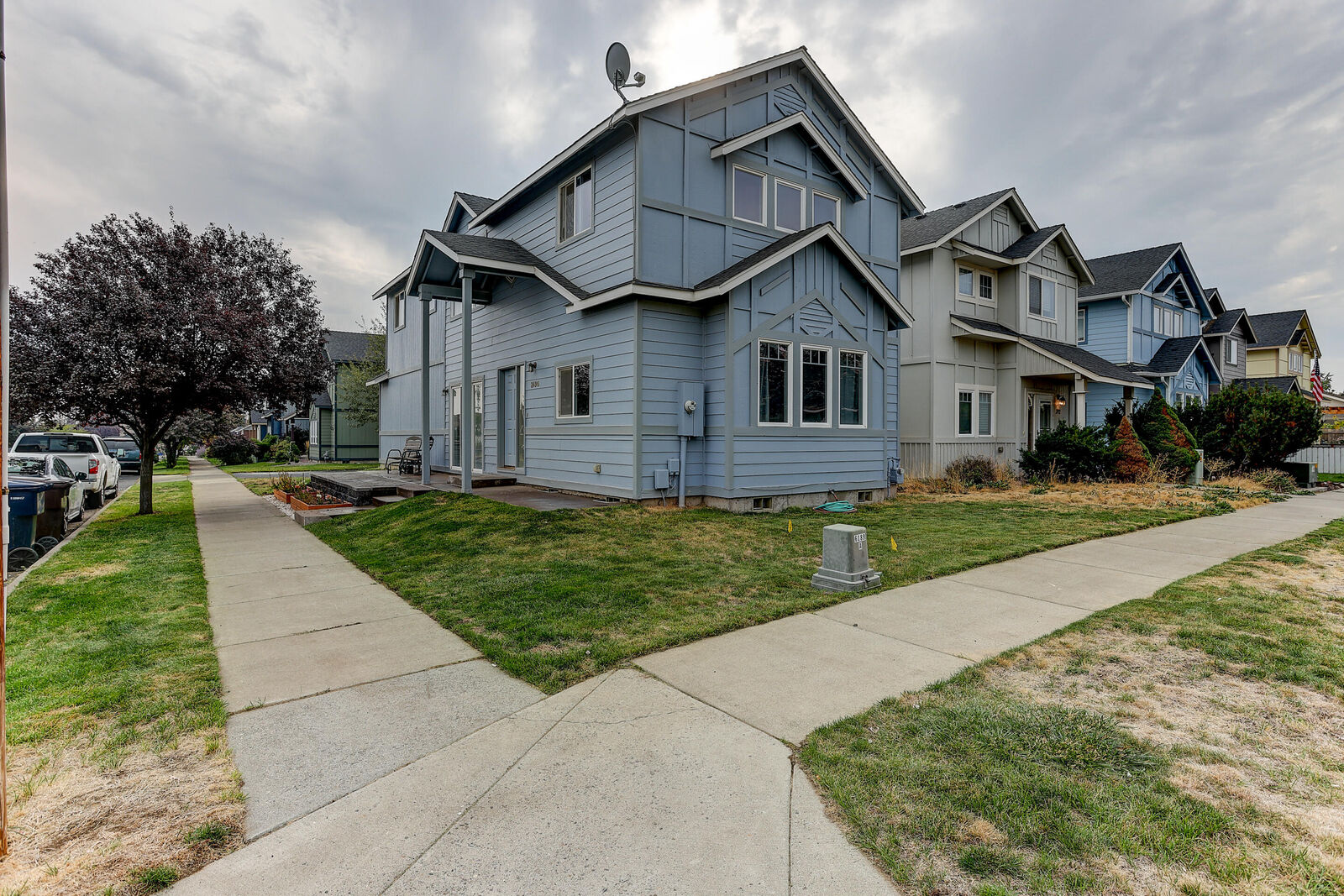 Property Photo:  2490 NW Dogwood Avenue  OR 97756 