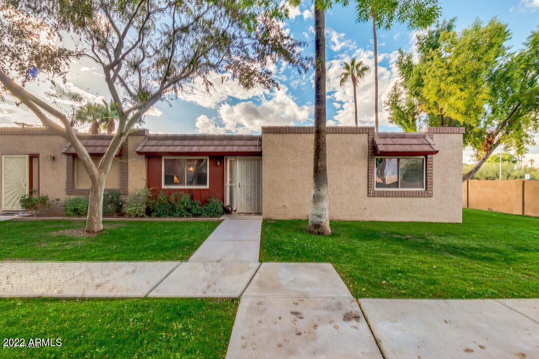 Property Photo: 8223 E Thomas Road AZ 85251