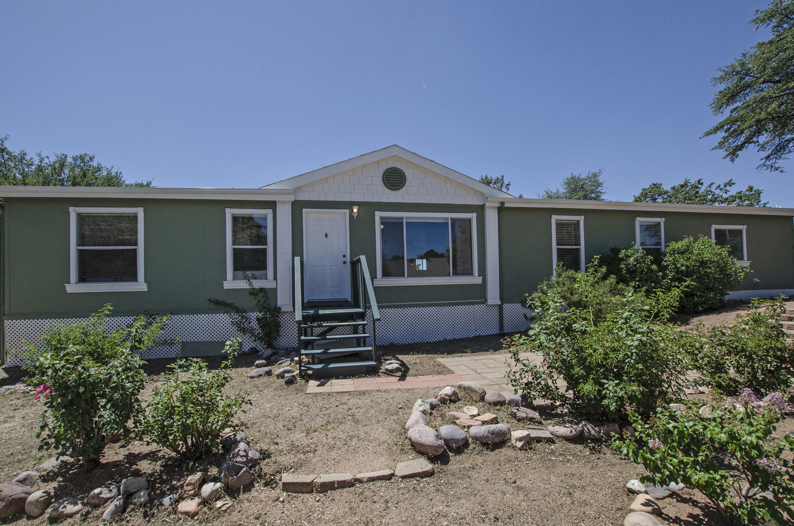 Property Photo:  308 S Kodz Road  AZ 85541 