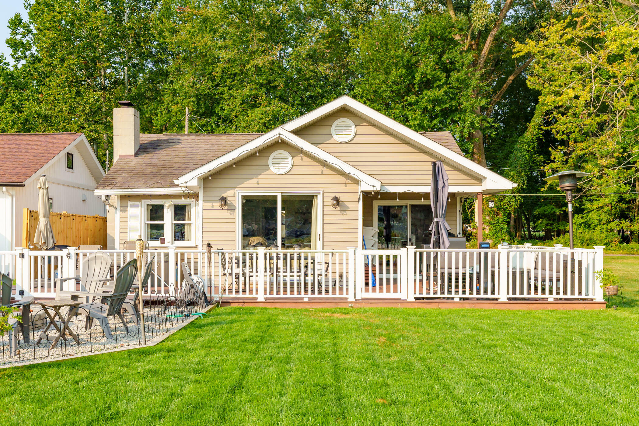 Property Photo:  4628 Deep Point Drive  MI 49002 