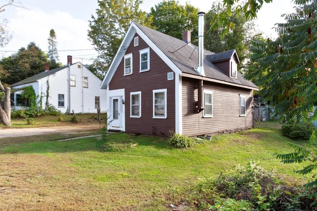 Property Photo:  23 Main Street  NH 03256 