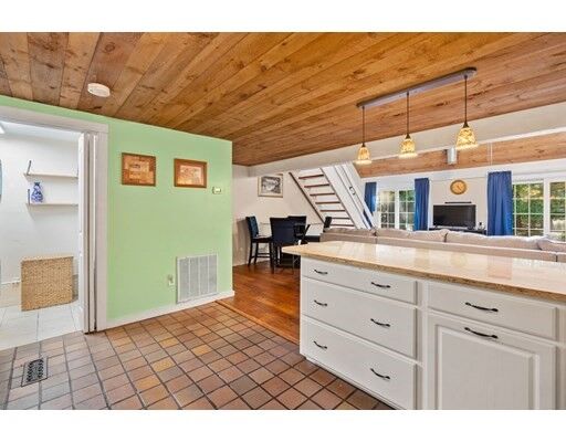 Property Photo:  19 Greenwood Village St 19  MA 02356 