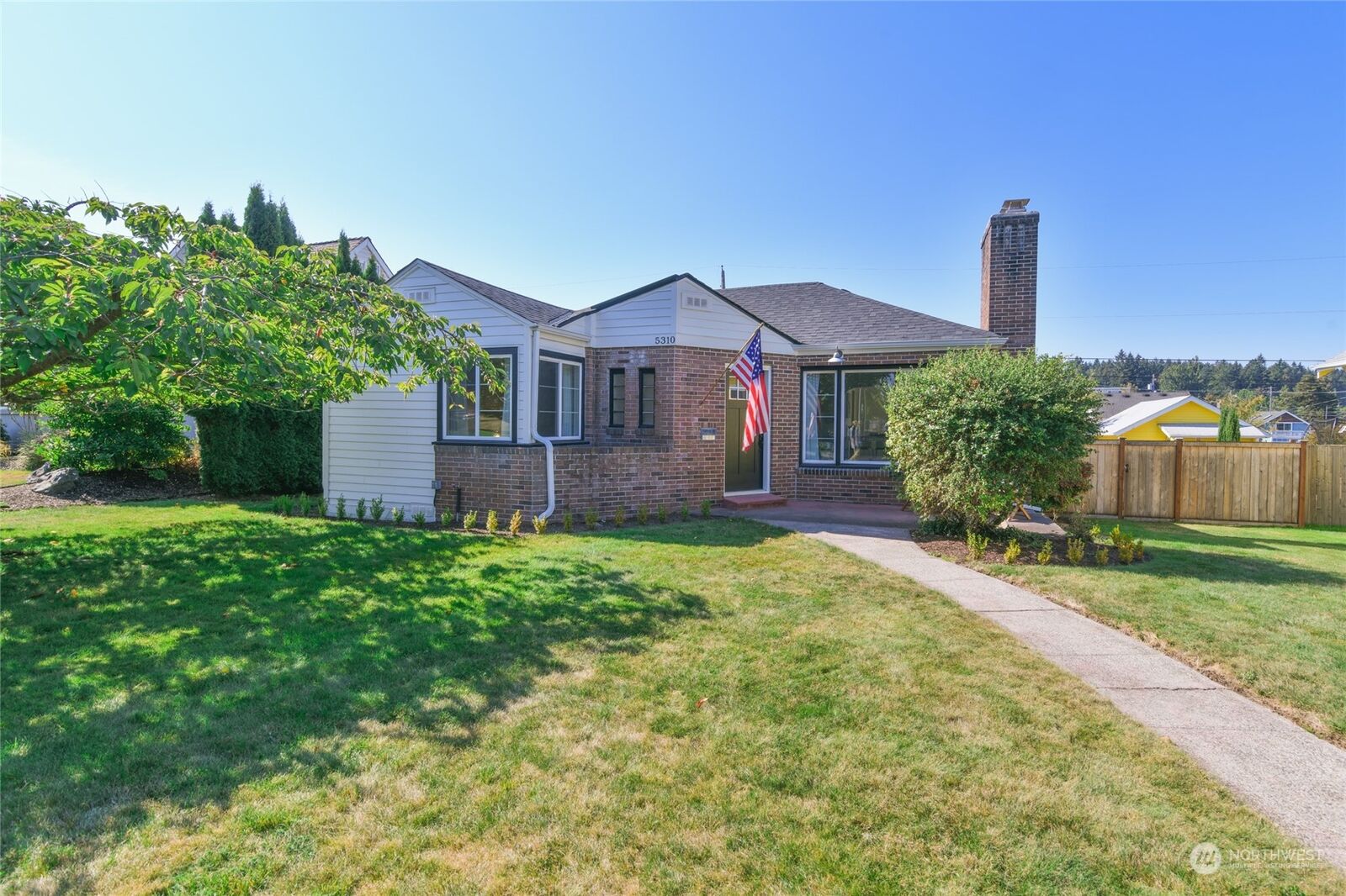 Property Photo:  5310 N Winnifred Street  WA 98407 