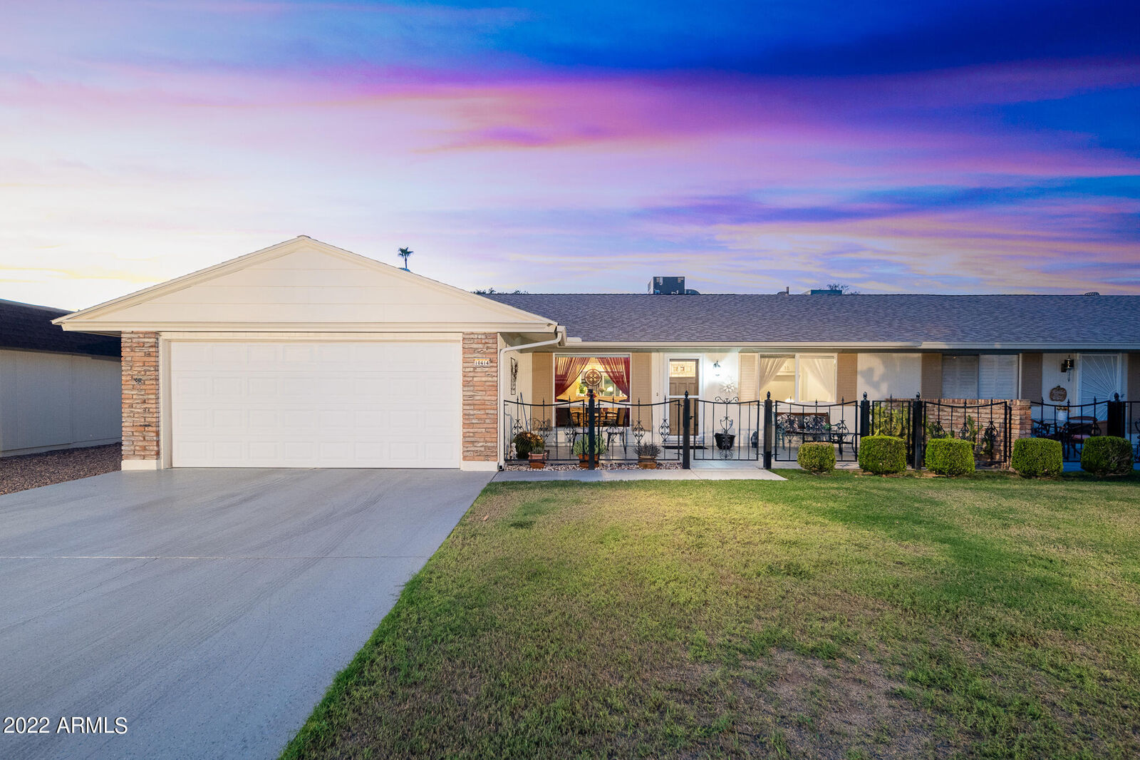 Property Photo:  10414 W Prairie Hills Circle  AZ 85351 