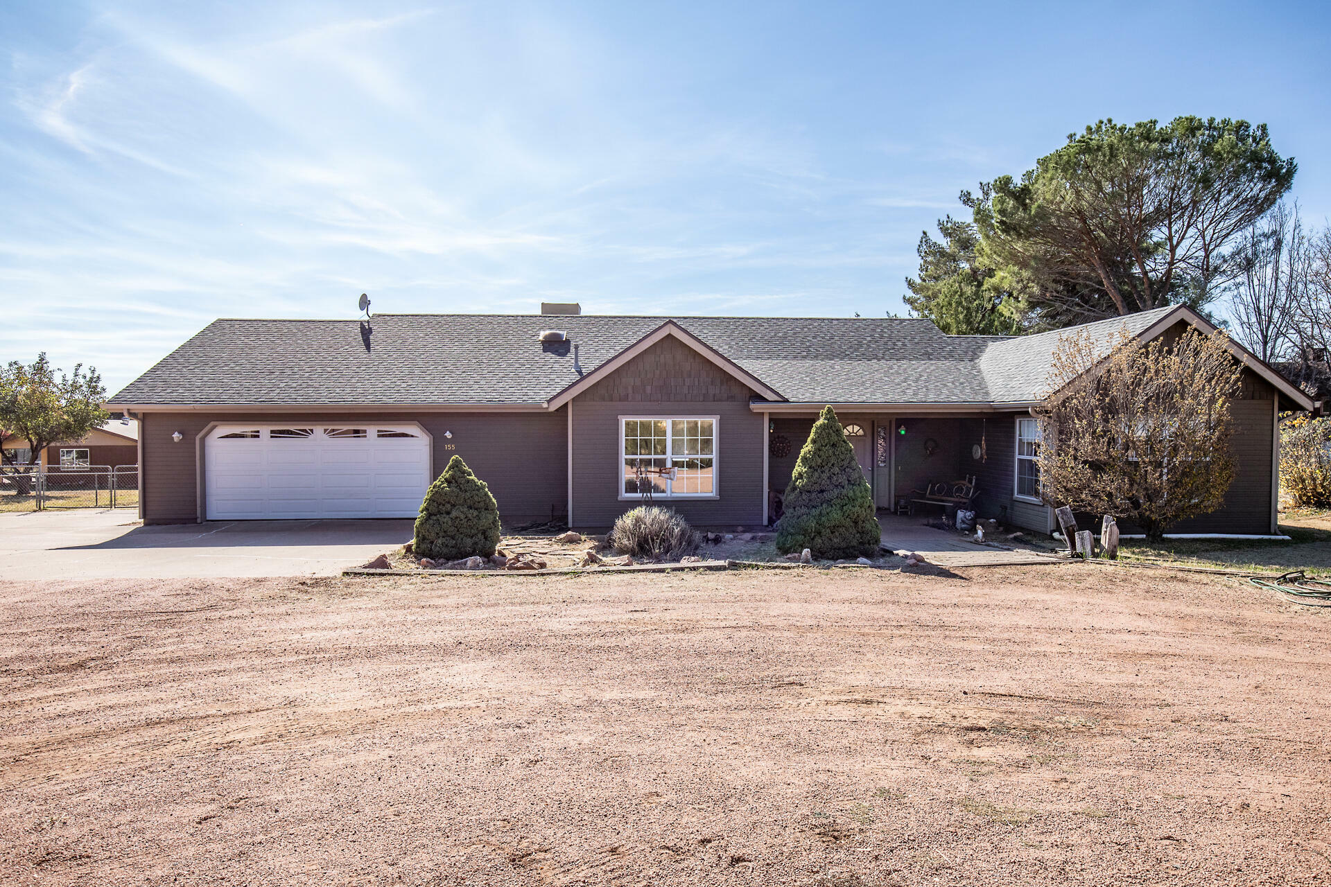 Property Photo:  155 Claxton Road  AZ 85541 