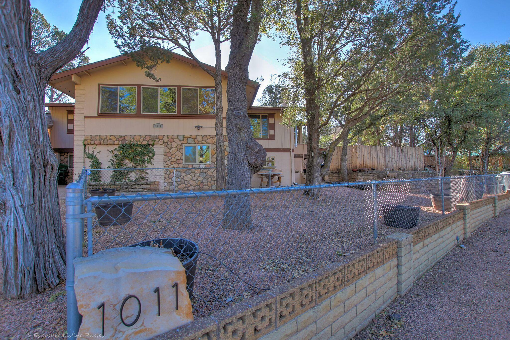 Property Photo:  1011 N Easy Street  AZ 85541 