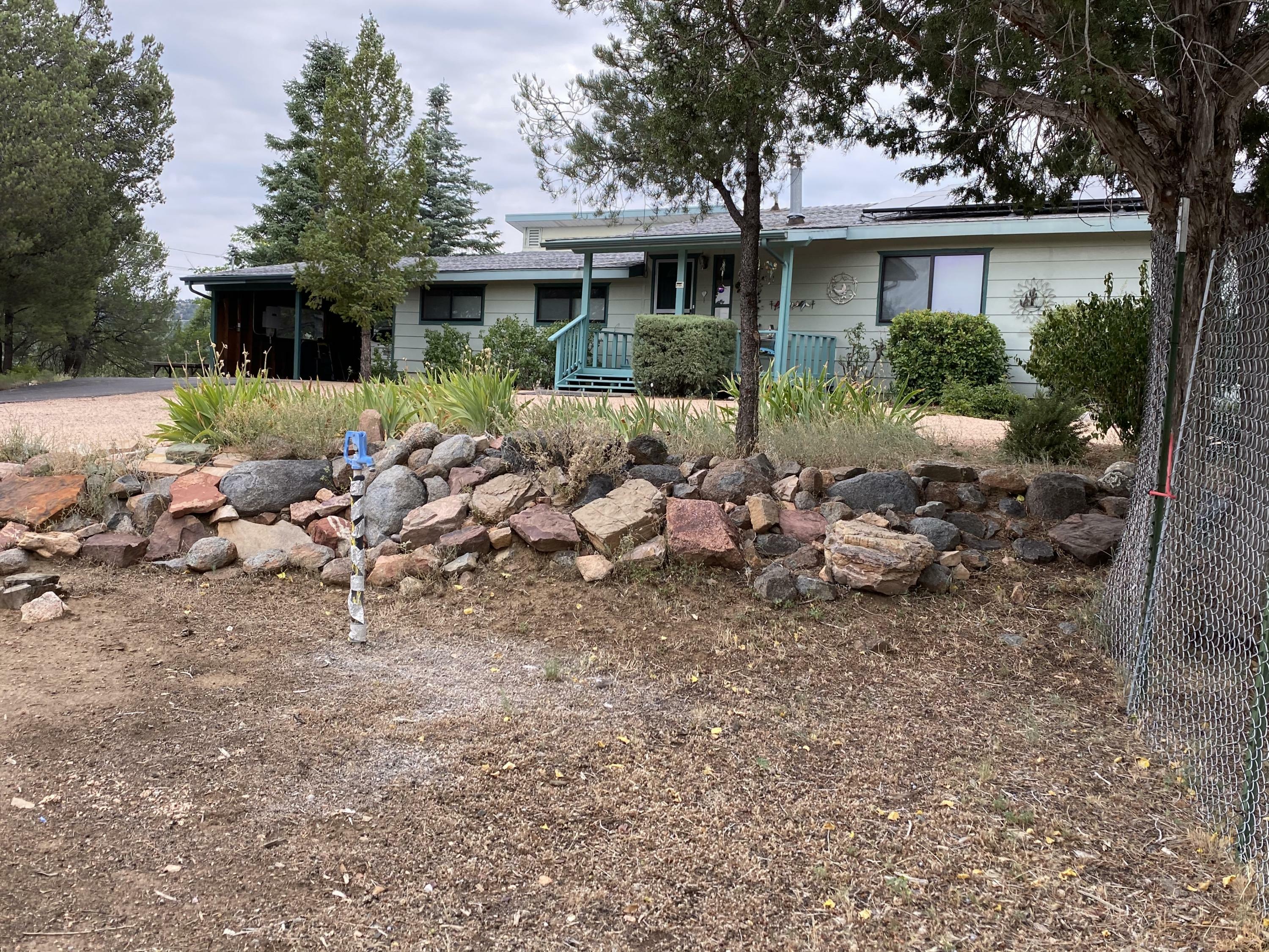 Property Photo:  653 W Round Valley Road  AZ 85541 