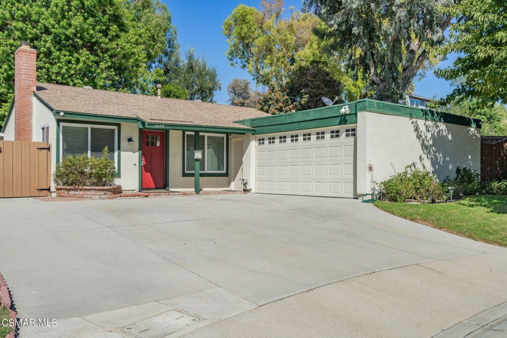 Property Photo:  1873 Sandal Wood Place  CA 91362 