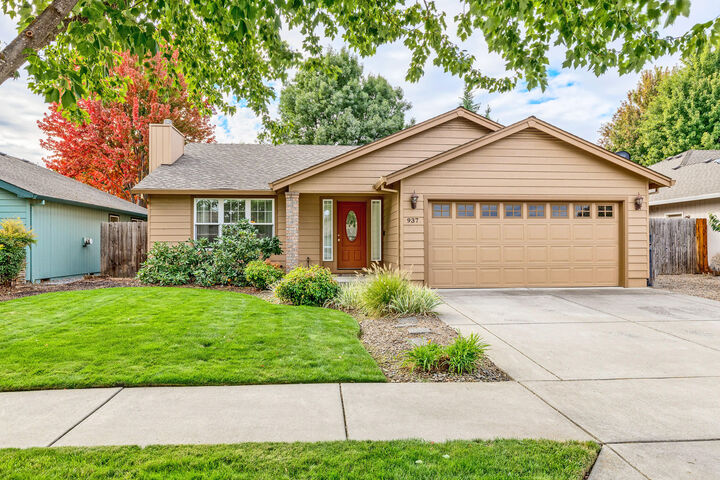 937 Parkdale Avenue  Medford OR 97501 photo