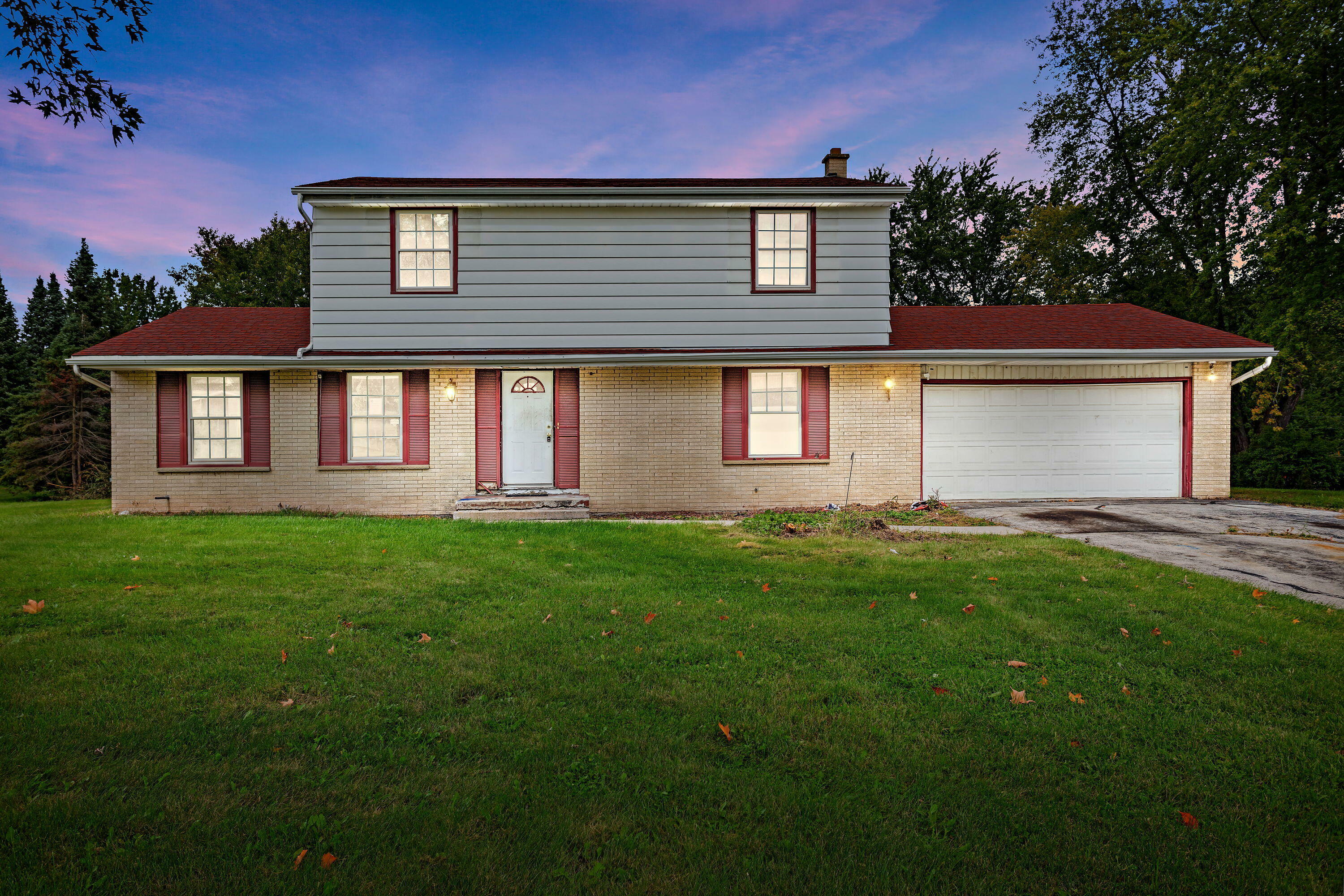 Property Photo: N9w23686 Archery Dr WI 53188