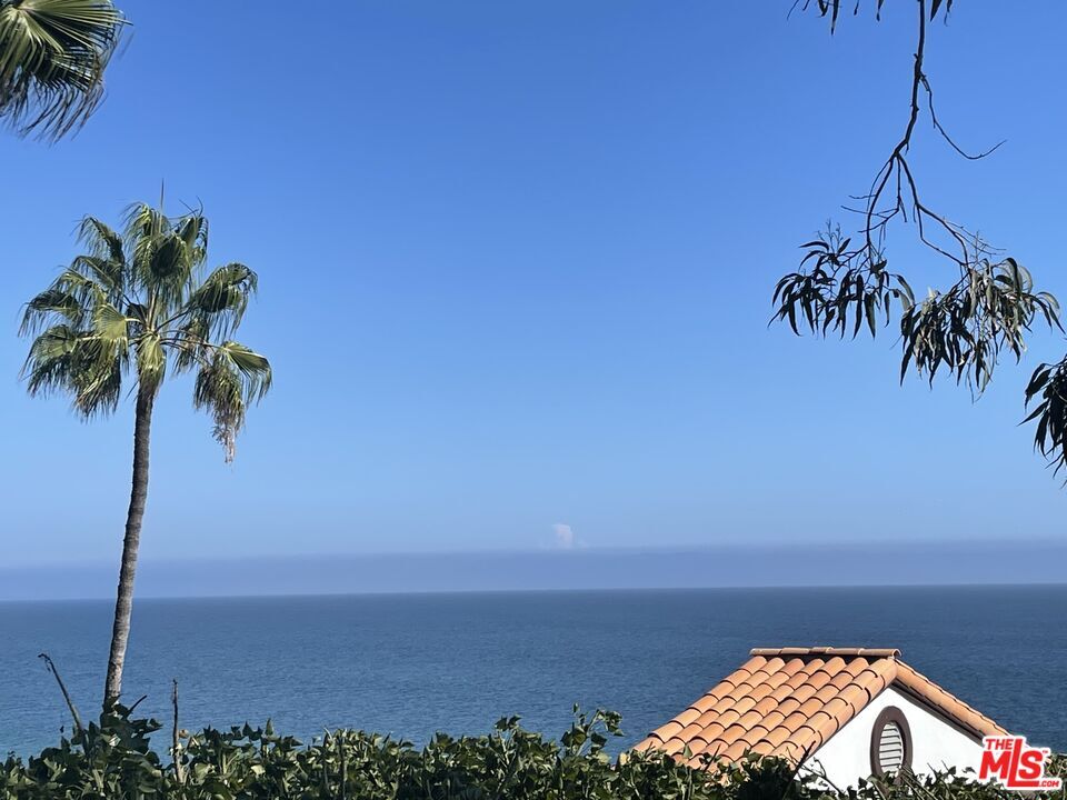 Property Photo:  26664  Seagull Way A224  CA 90265 