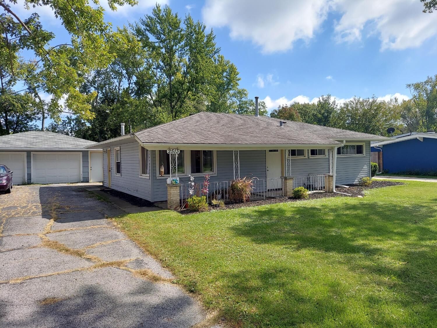 Property Photo:  2513 Lakewood Drive  IN 46311 