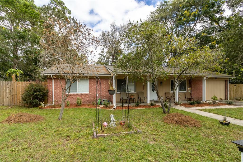 Property Photo:  2121 NW 54th Terrace  FL 32605 