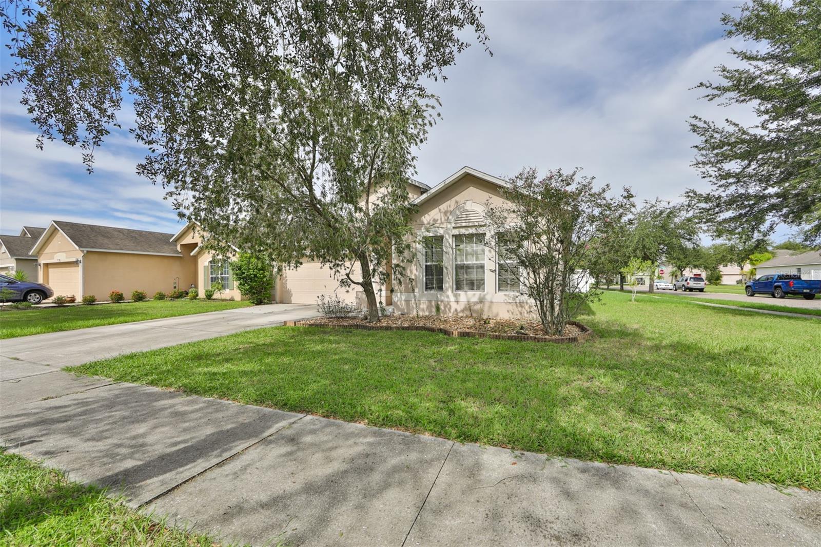 Property Photo: 1314 Sheridan Bay Drive FL 33570