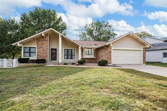 Property Photo:  1611 Whitehirst Manor Drive  MO 63304 