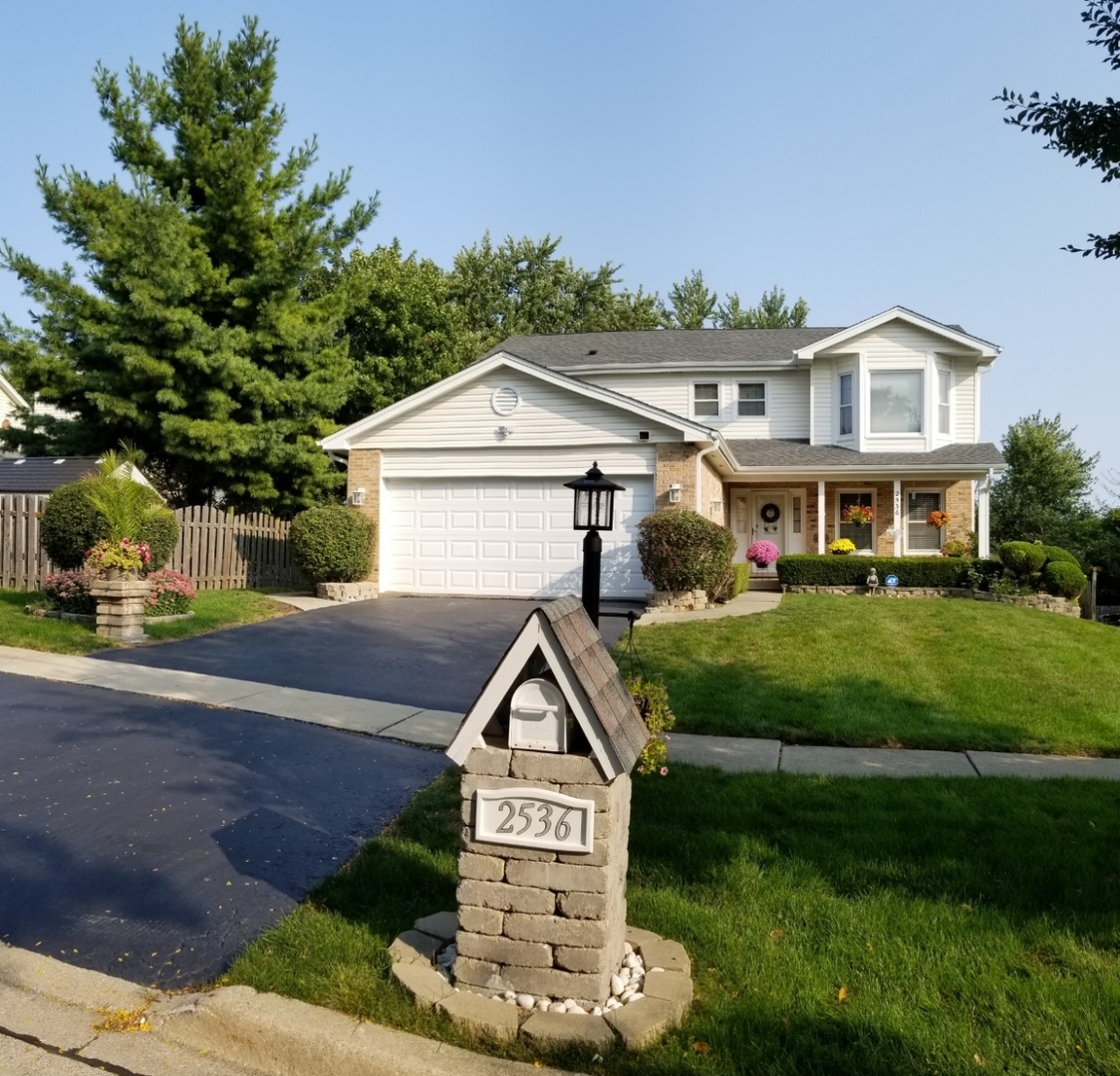 Property Photo: 2536 Kelly Drive IL 60517