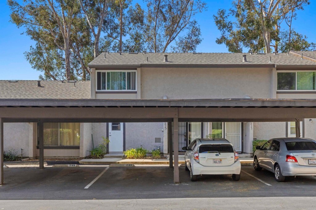 Property Photo: 12167 Wilsey Way CA 92064