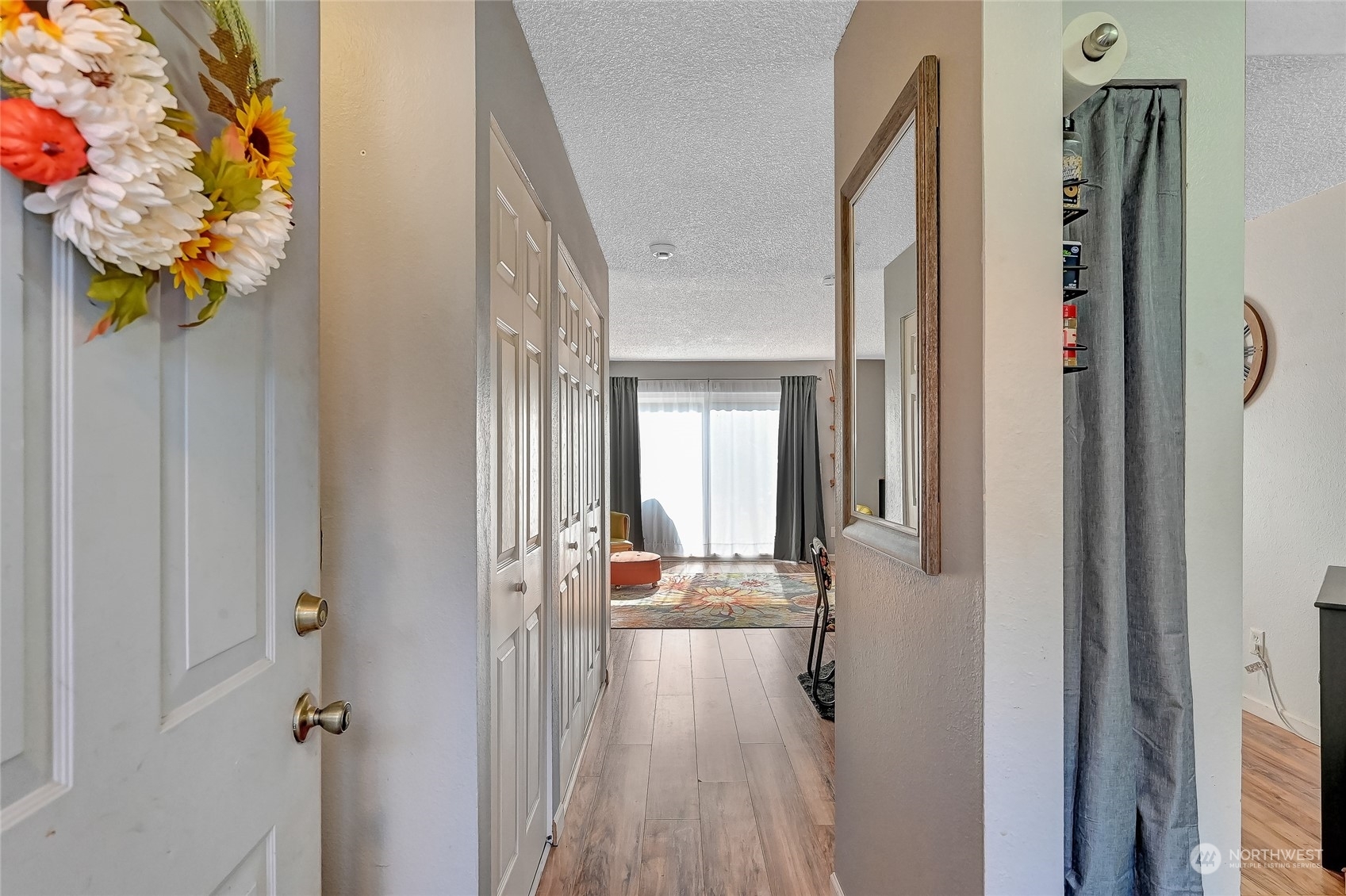 Property Photo: 25416 106th Avenue SE D3 WA 98030