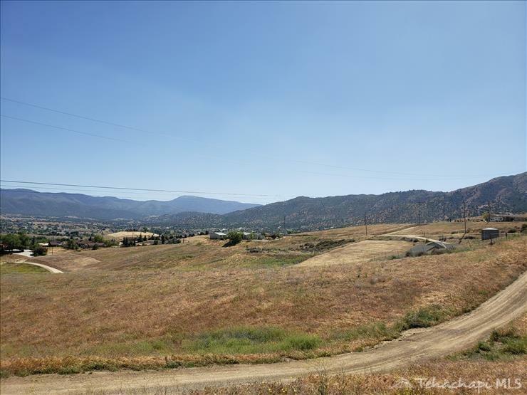 Property Photo:  0 Valley View Dr.  CA 93561 